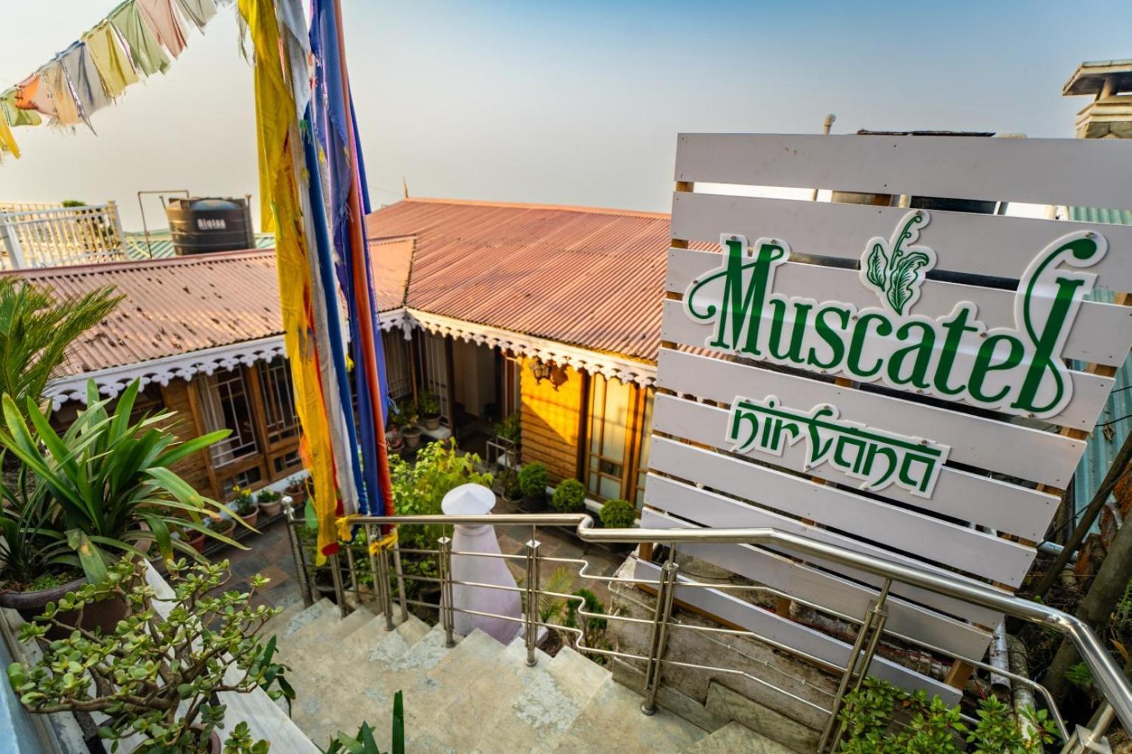 Muscatel Nirvana - At The Mall Road Darjeeling (West Bengal) Exterior foto